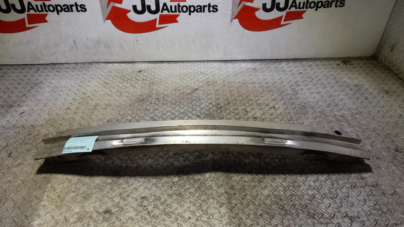 View Auto part R/Bar Bracket/Reinfo Audi Q5 2014