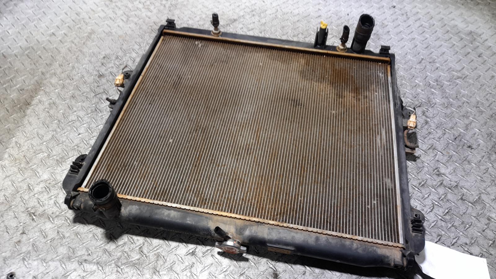 View Auto part Radiator Toyota Hilux 2016
