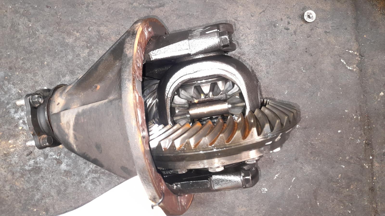View Auto part Differential Centre Toyota Hilux 2016