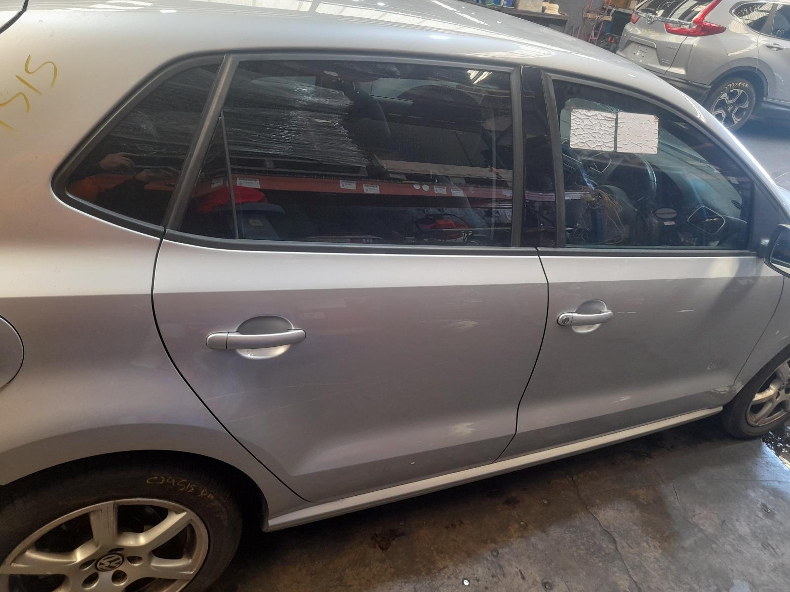 View Auto part Right Rear Door Sliding Volkswagen Polo 2012