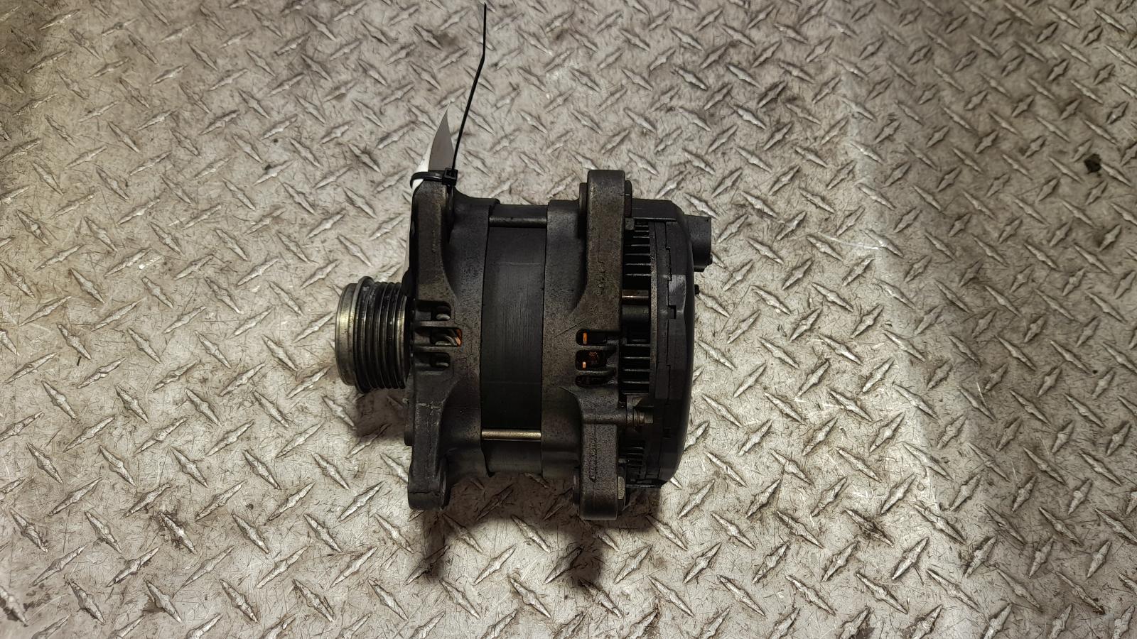 View Auto part Alternator Audi Q7 2017