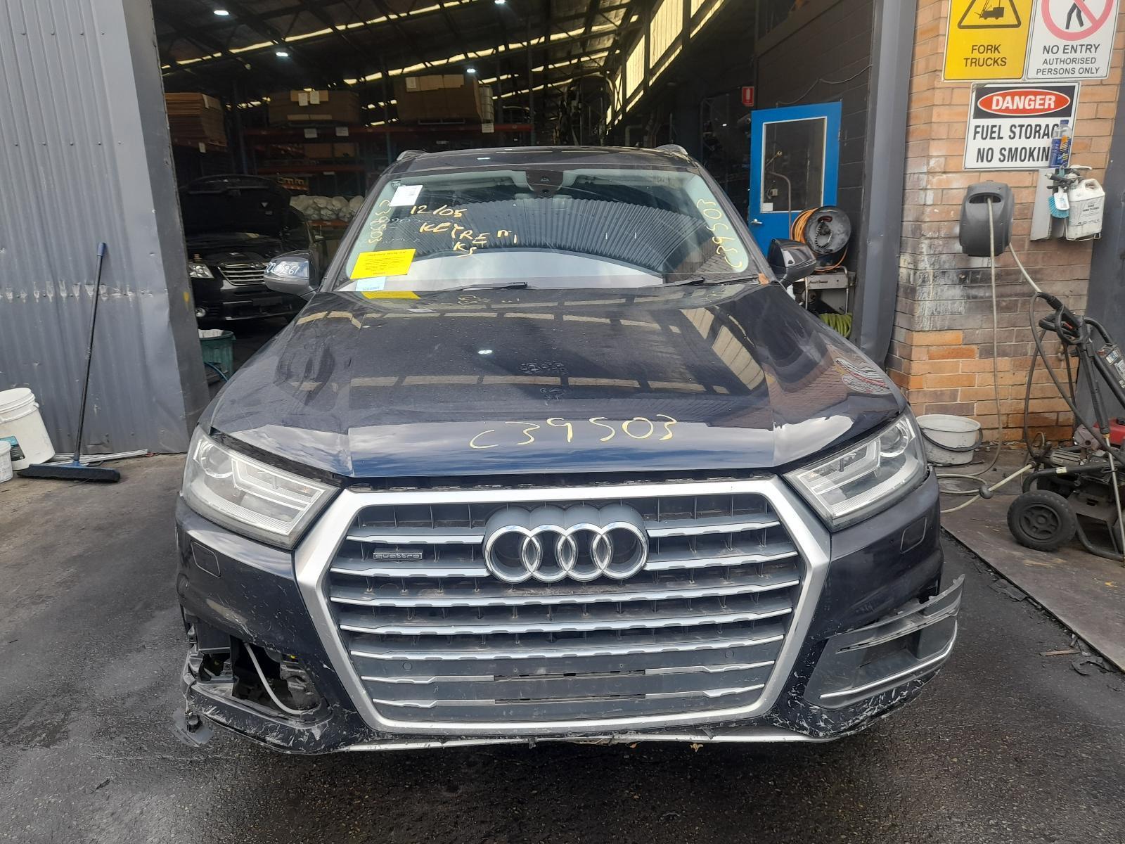 View Auto part Bonnet Audi Q7 2017