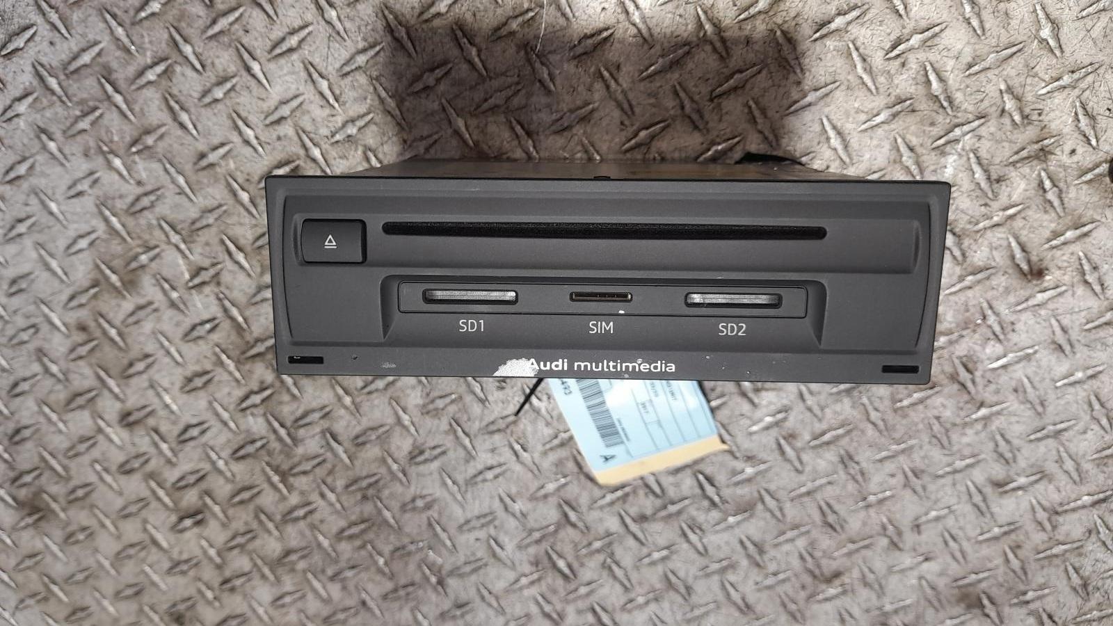 View Auto part Radio/Cd/Dvd/Sat/Tv Audi Q7 2017