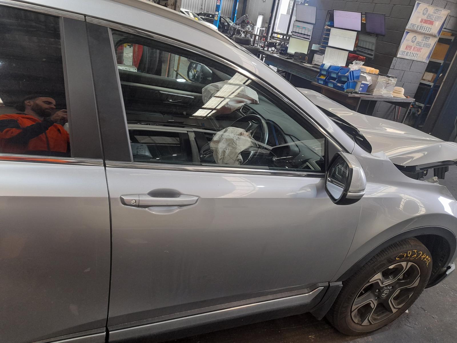 View Auto part Right Front Door Window Honda Crv 2018