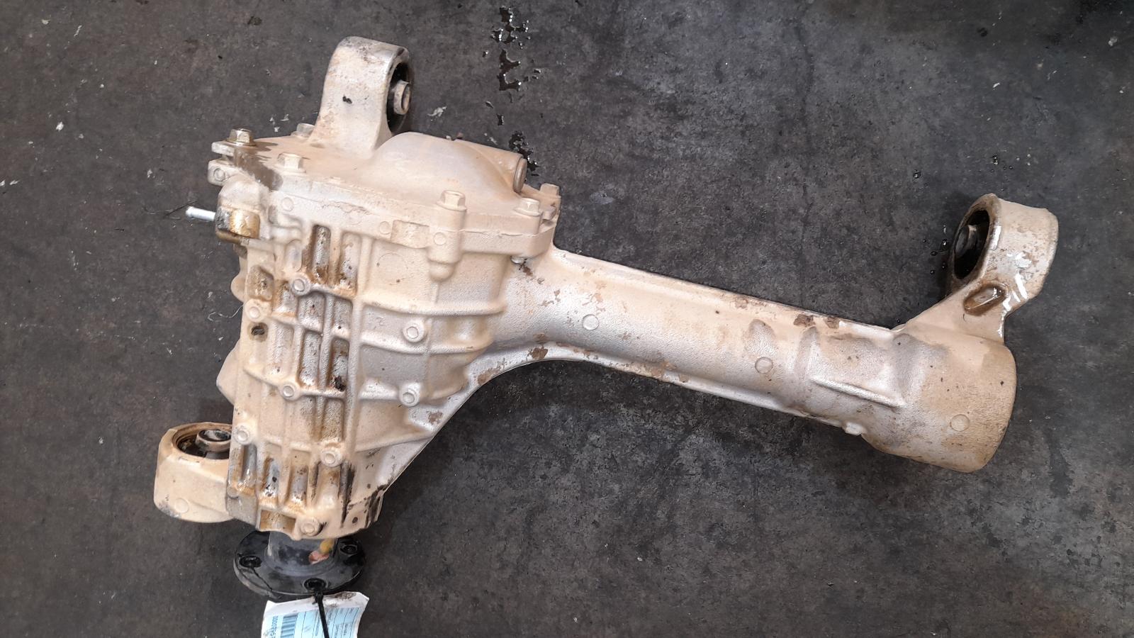 View Auto part Differential Centre Nissan Navara 2012