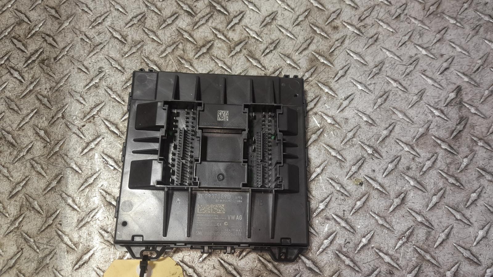View Auto part Ecu Volkswagen Amarok 2021