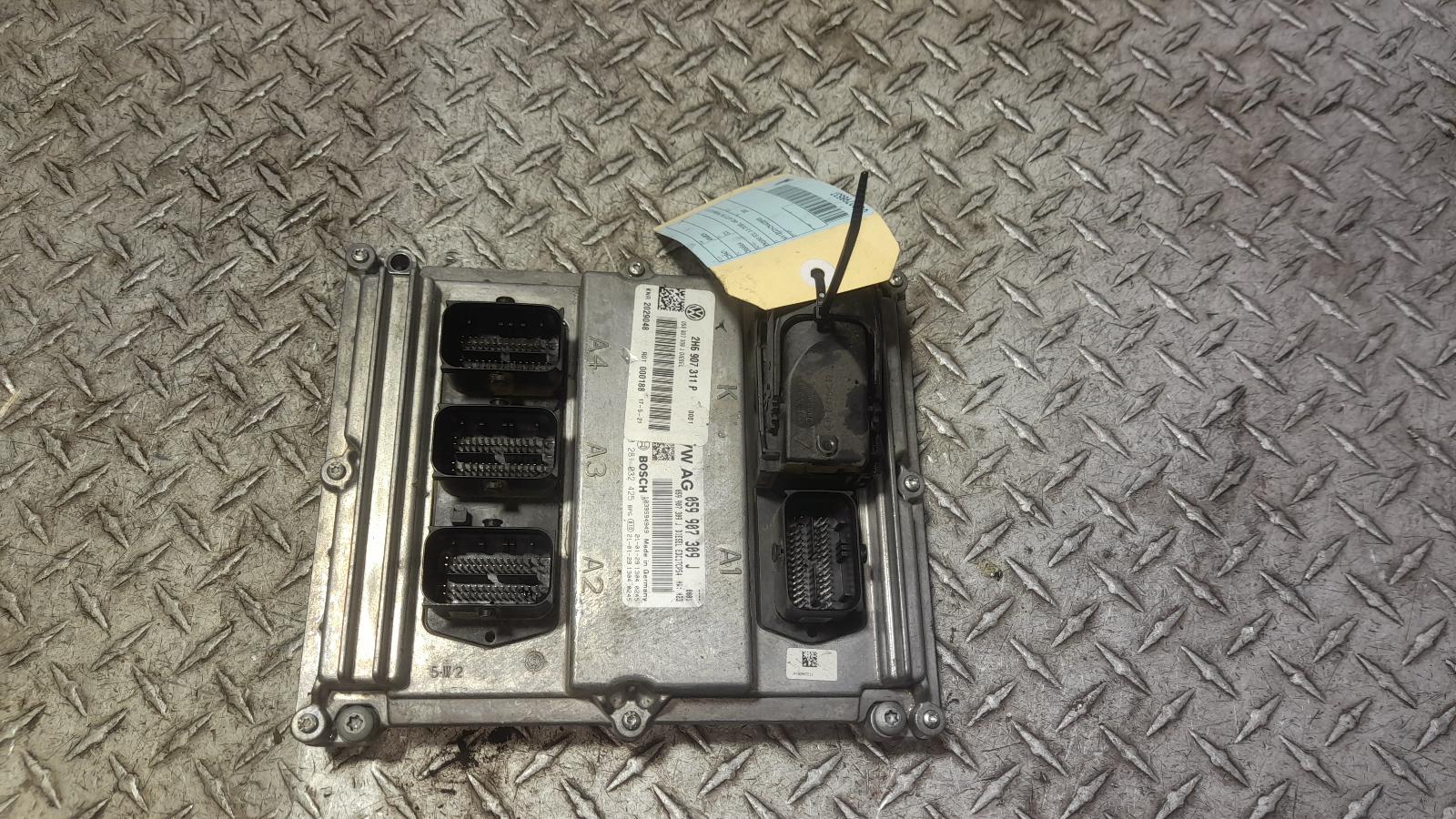 View Auto part Ecu Volkswagen Amarok 2021