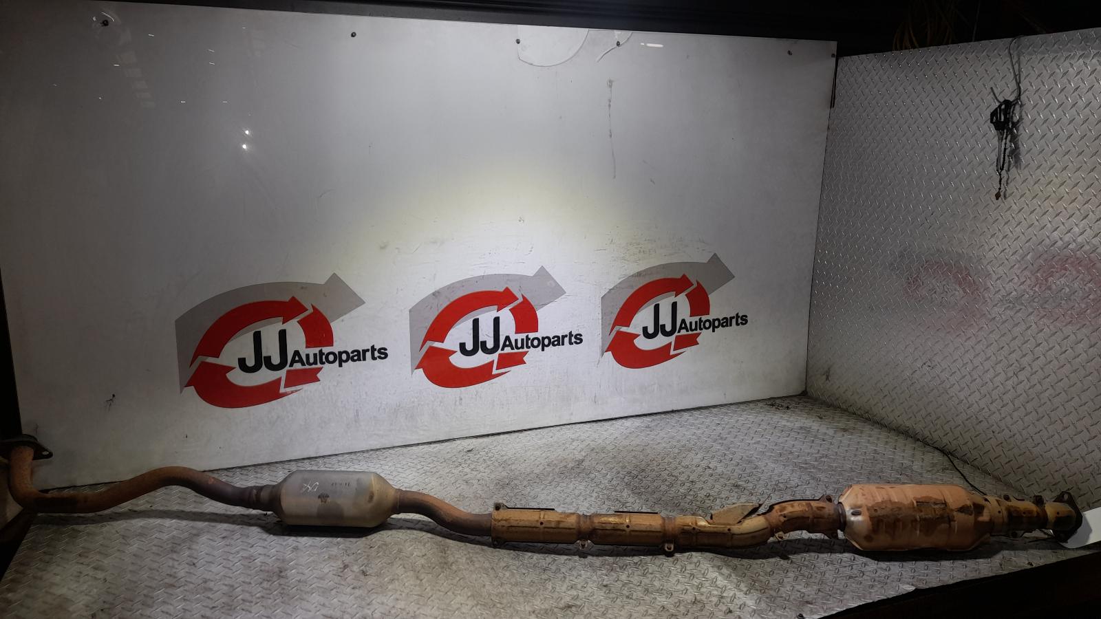 View Auto part Catalytic Converter Mitsubishi Outlander 2011