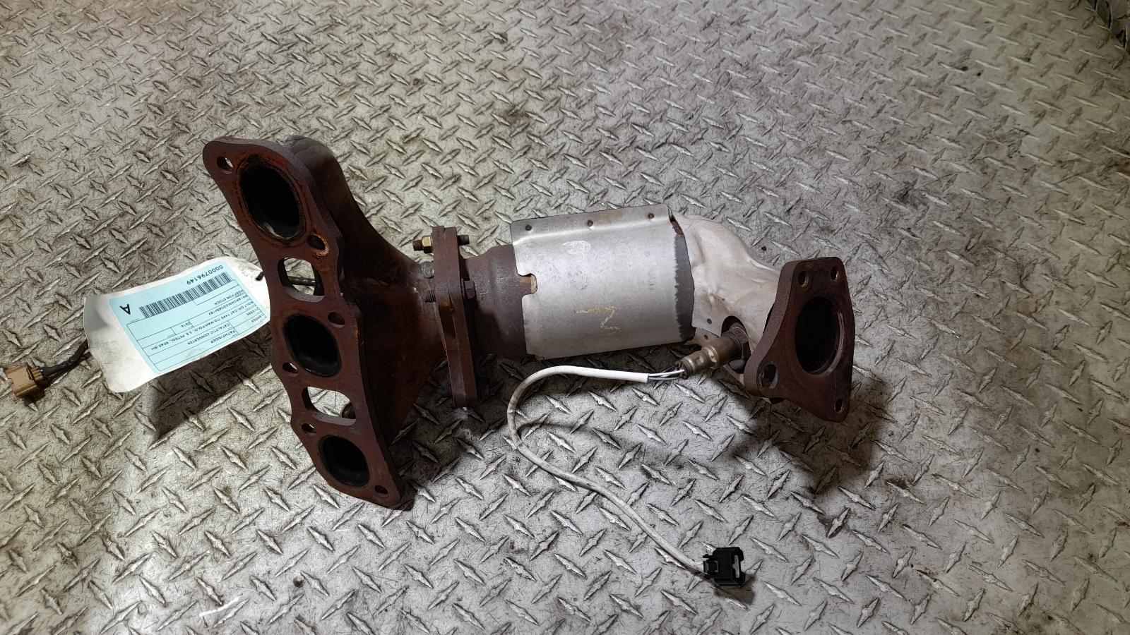 View Auto part Catalytic Converter Nissan Pathfinder 2016