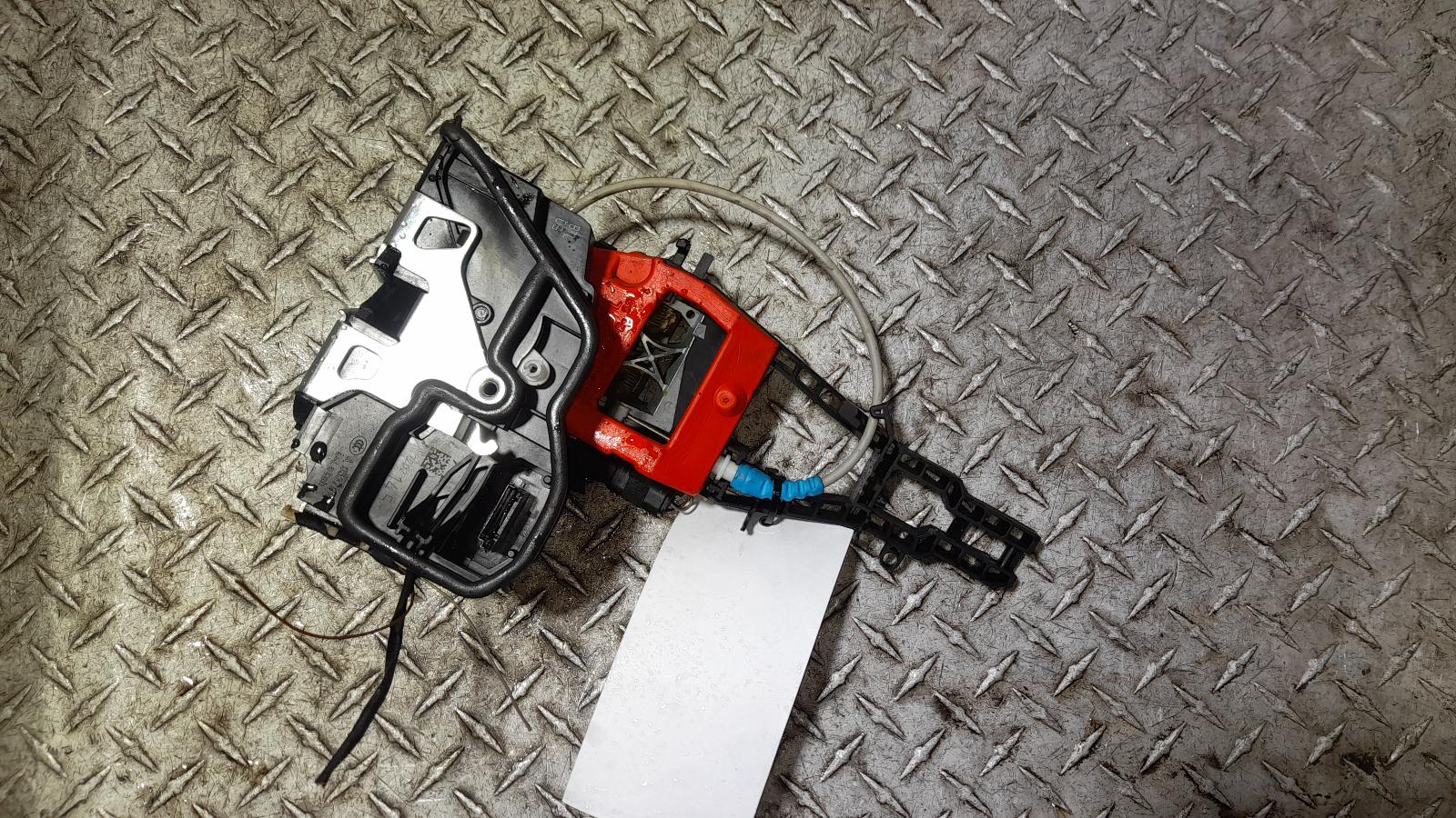 View Auto part Door/Boot/Gate Lock Bmw 3 Series 2013