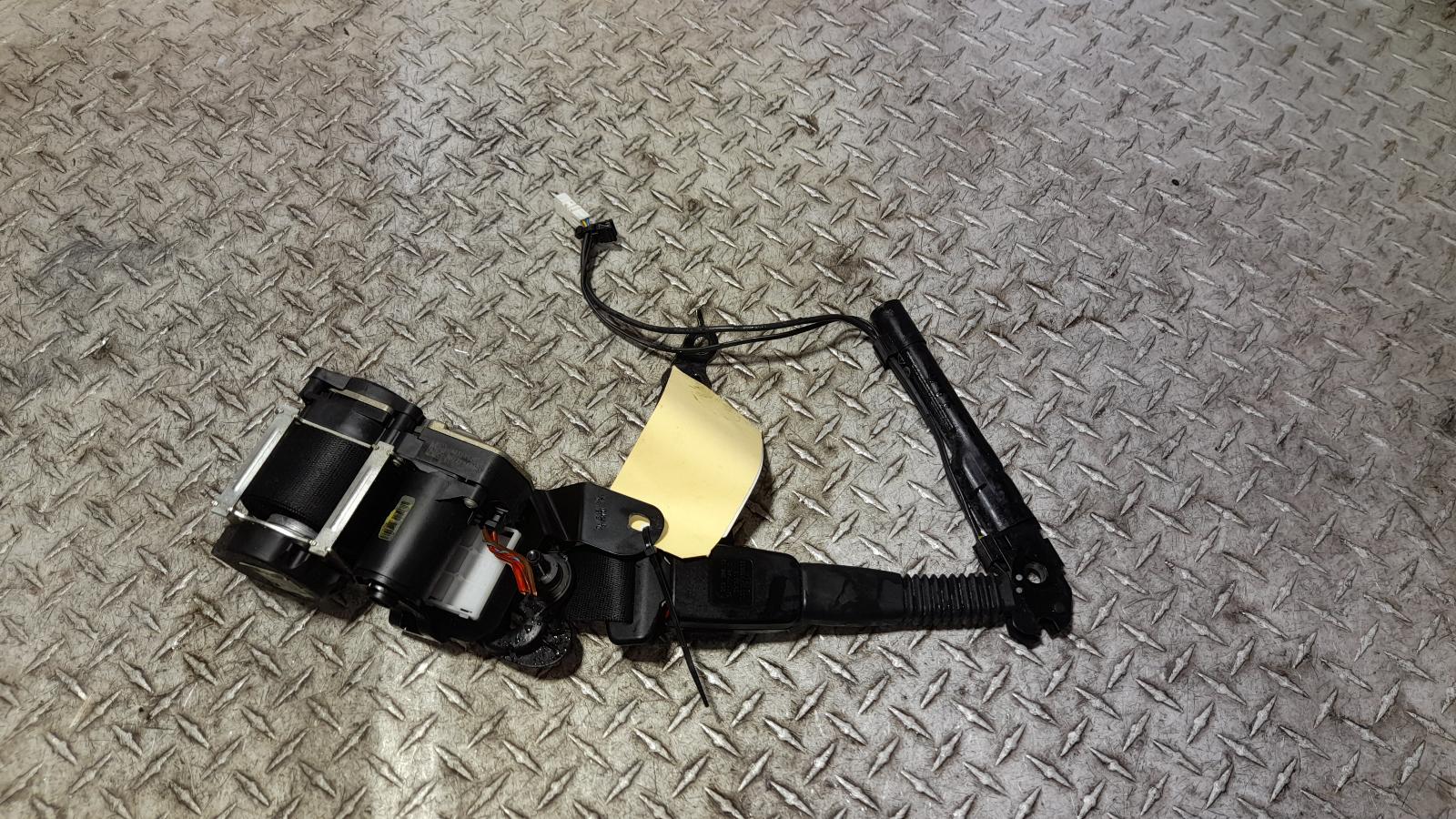 View Auto part Seatbelt/Stalk Bmw 3 Series 2013