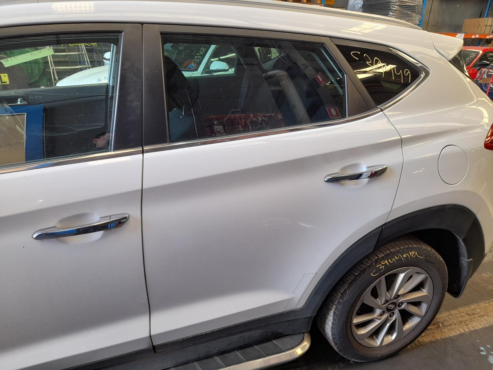 View Auto part Left Rear Door Window Hyundai Tucson 2015