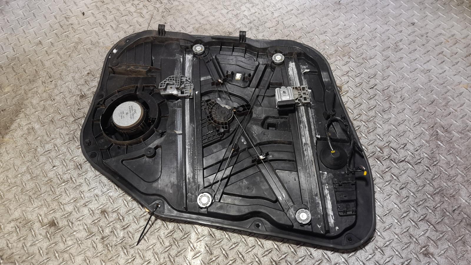 View Auto part Right Front Window Reg/Motor Hyundai Tucson 2015