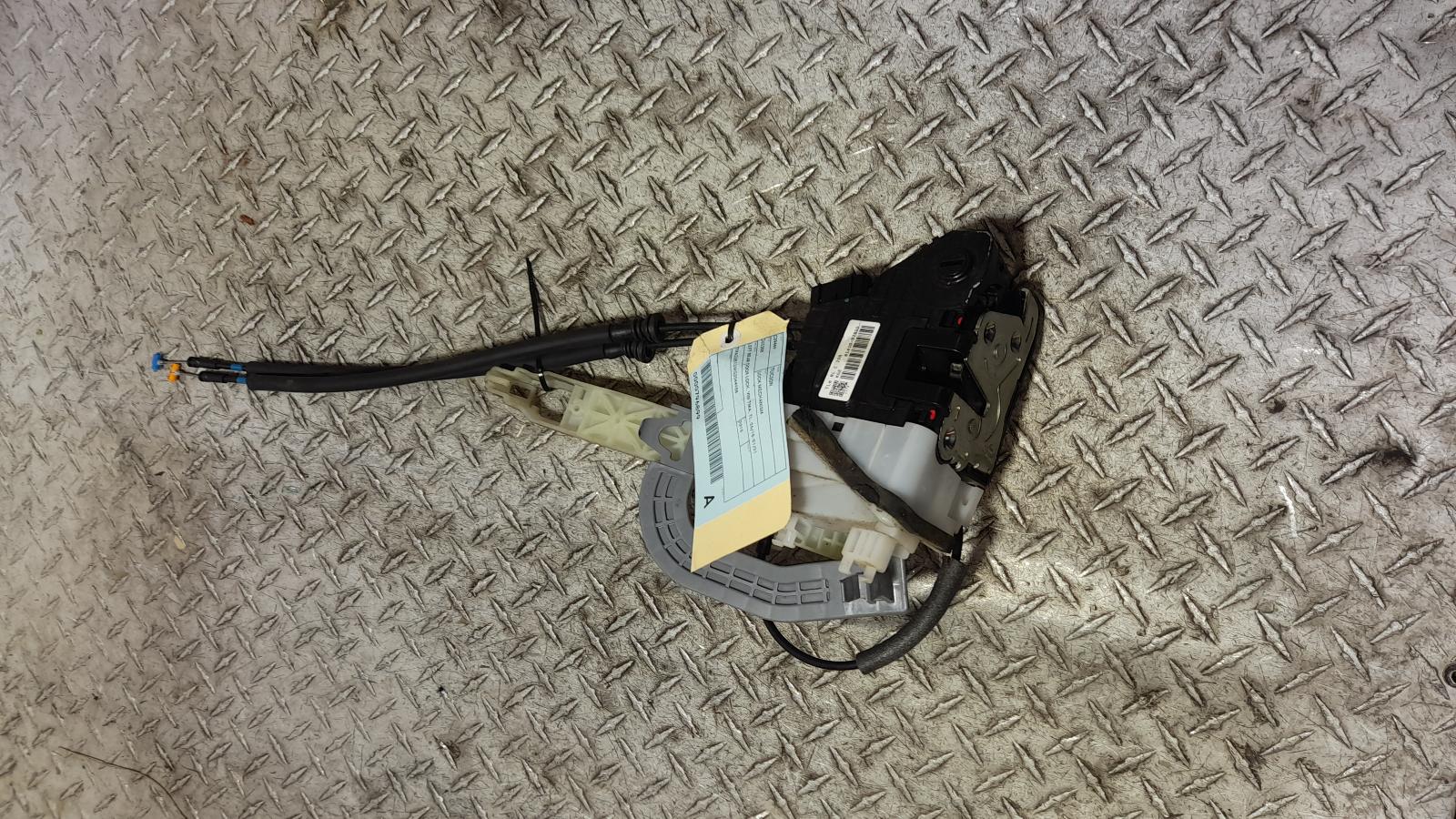 View Auto part Door/Boot/Gate Lock Hyundai Tucson 2015