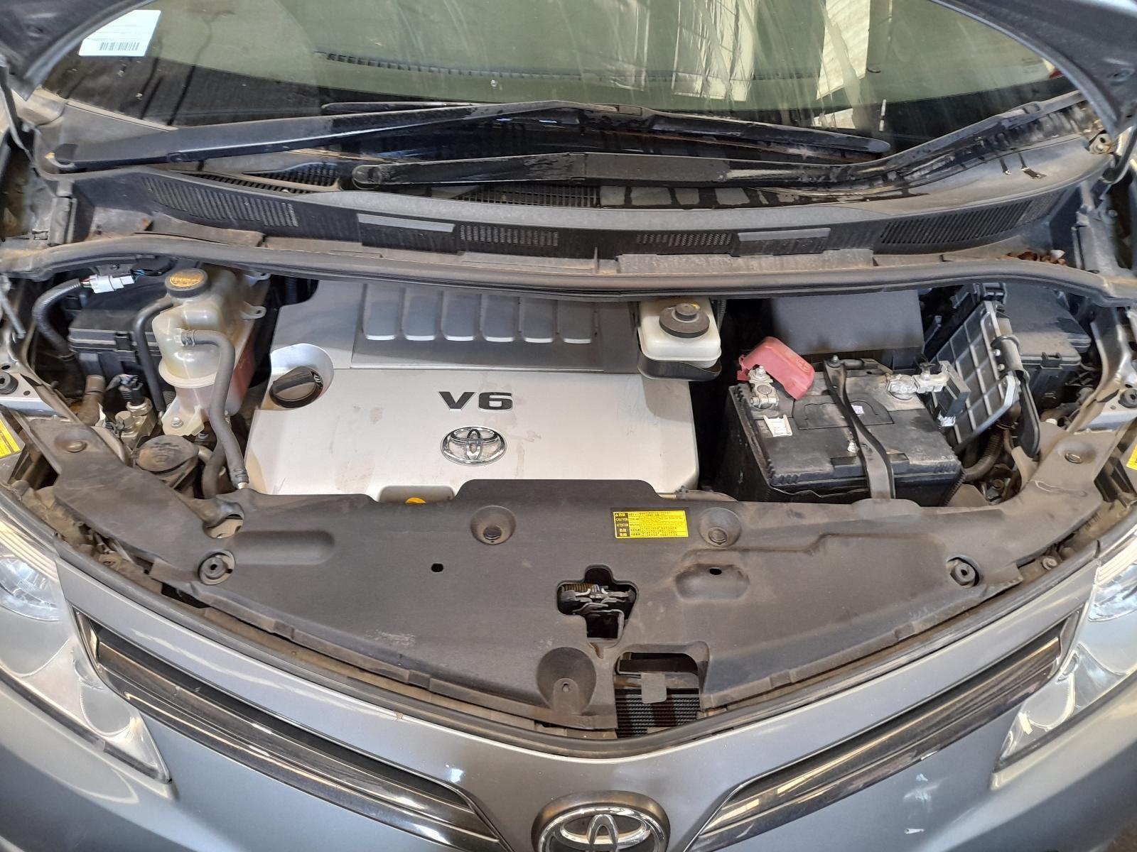 View Auto part Engine Toyota Tarago 2012