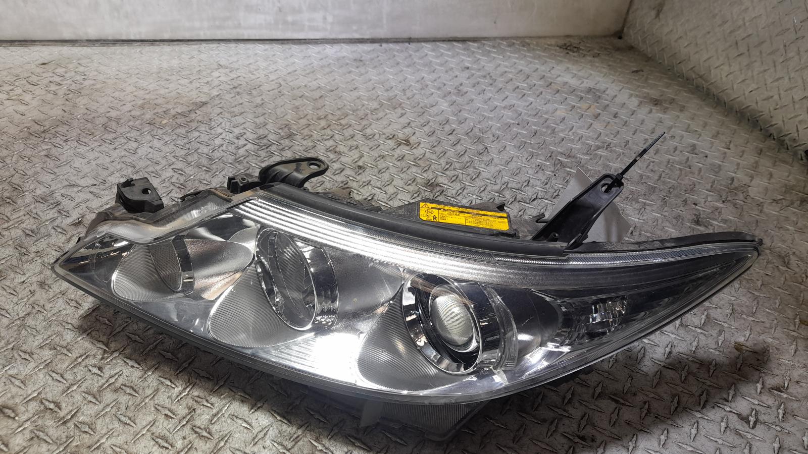 View Auto part Left Headlamp Toyota Tarago 2012