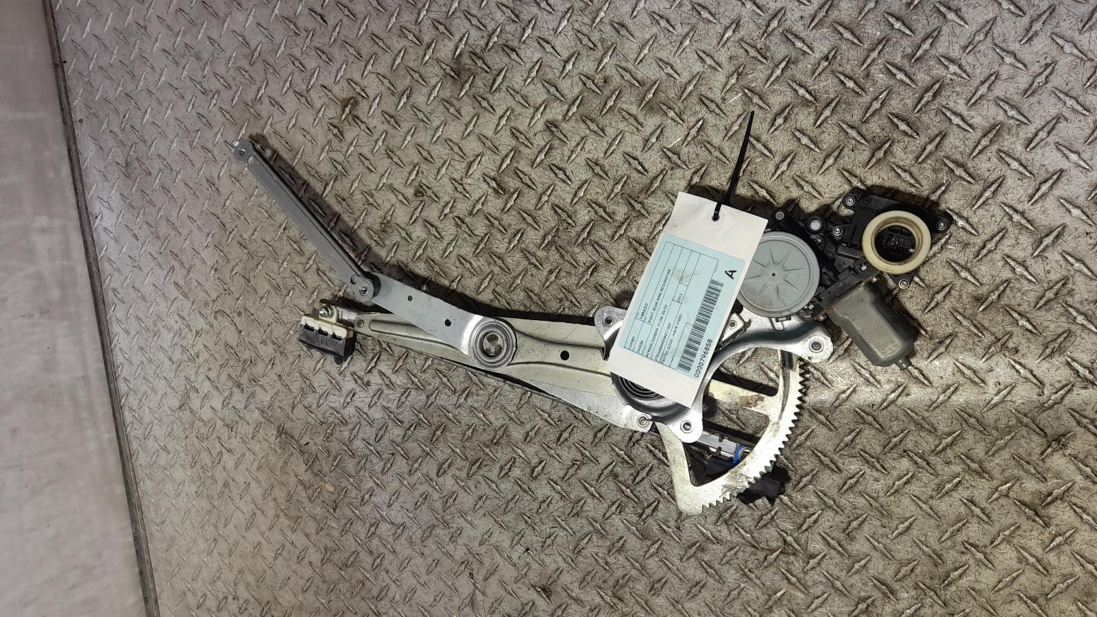 View Auto part Right Rear Wnd Reg/Motor Toyota Tarago 2012