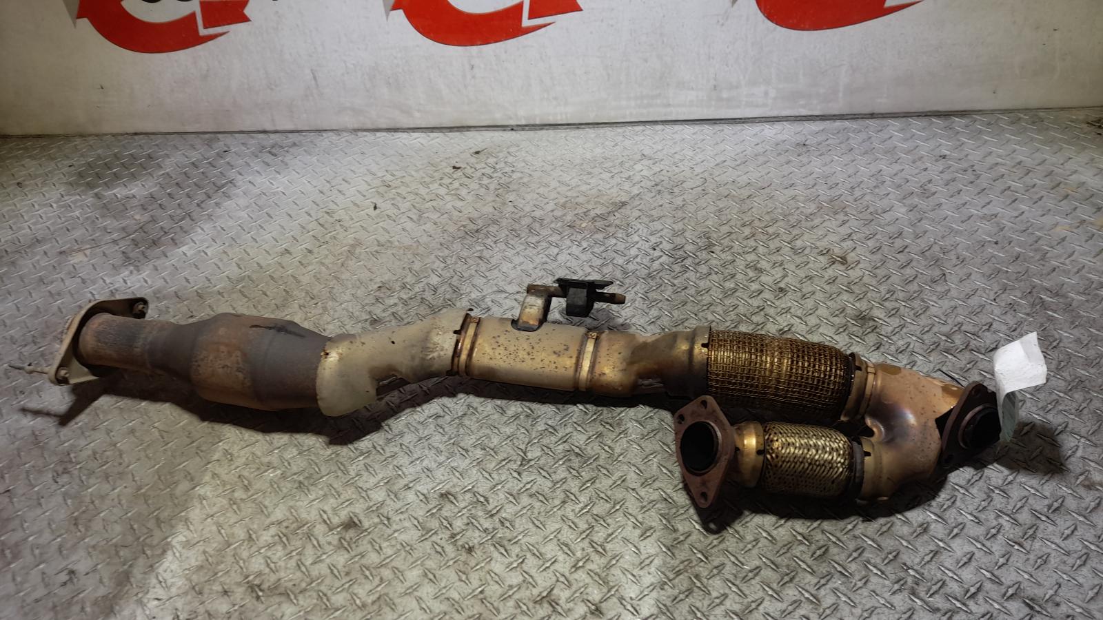 View Auto part Catalytic Converter Nissan Pathfinder 2017
