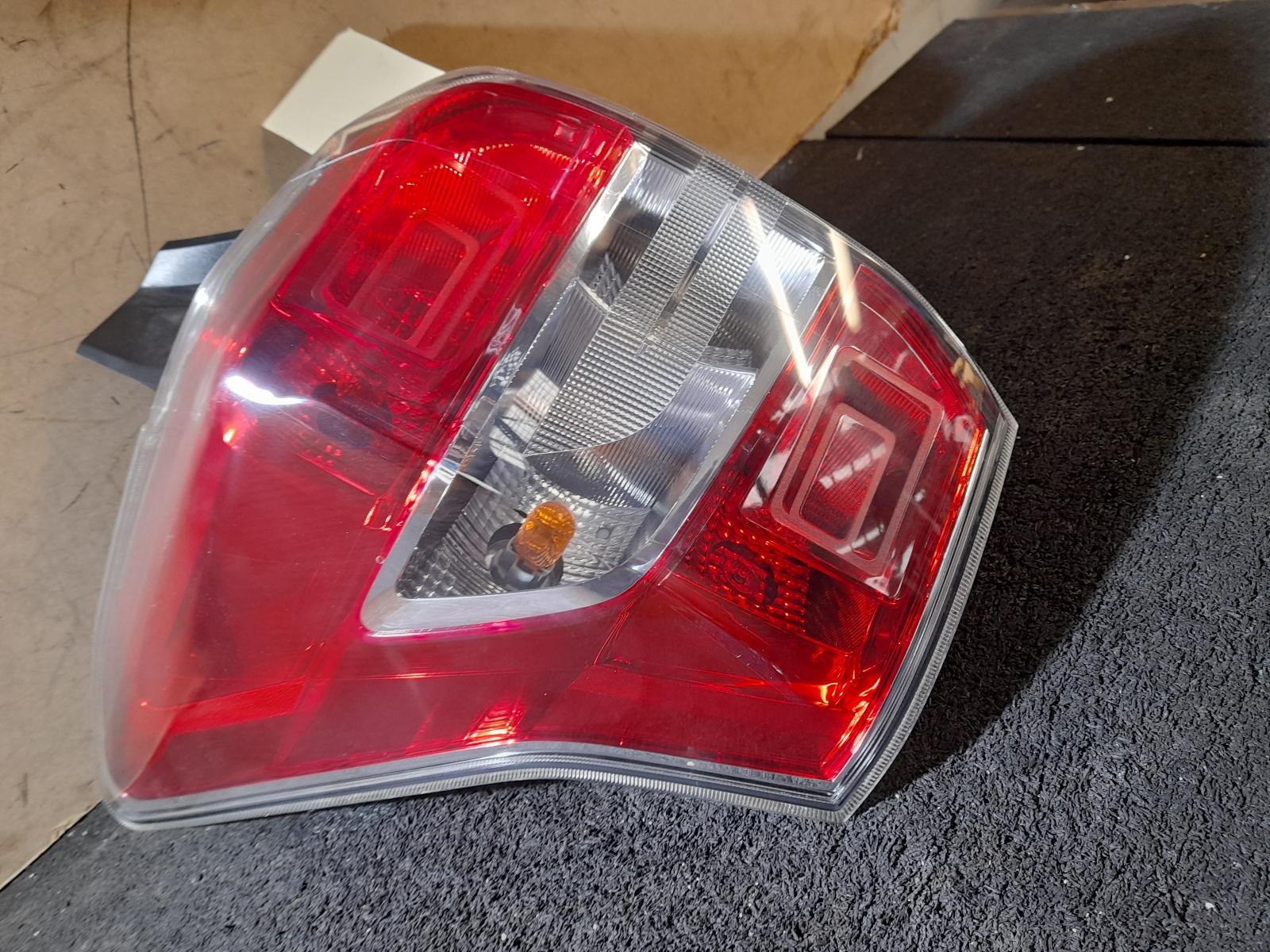 View Auto part Left Taillight Subaru Forester 2015