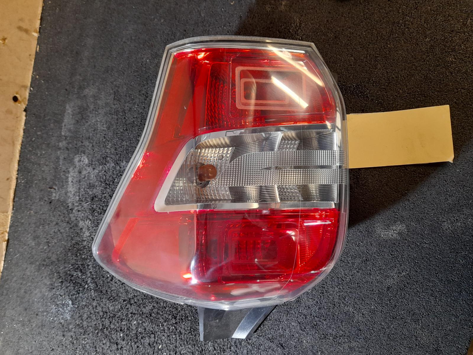 View Auto part Right Taillight Subaru Forester 2015