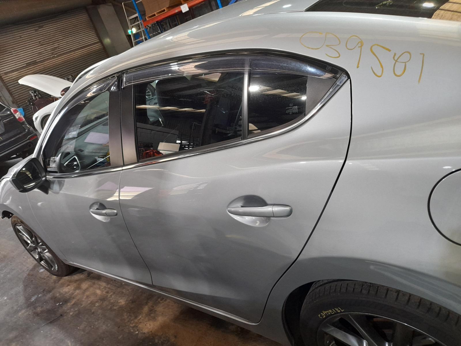 View Auto part Left Rear Door/Sliding Mazda 3 2017