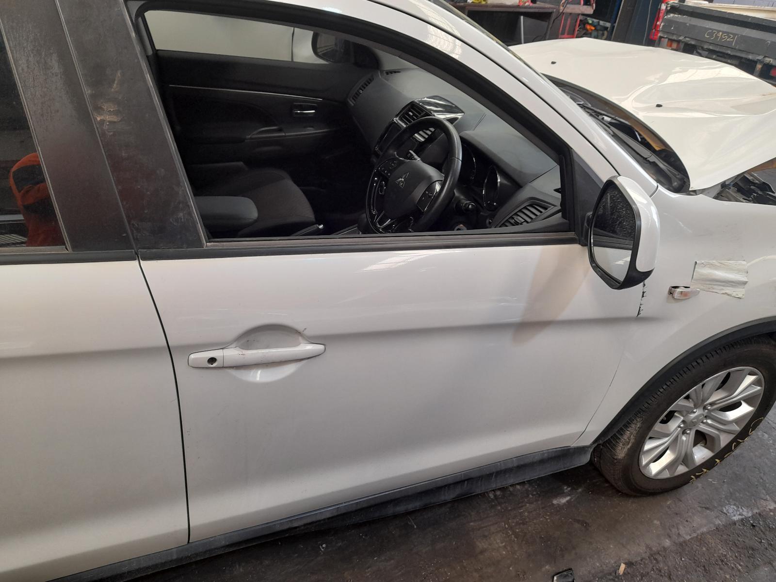 View Auto part Right Front Window Reg/Motor Mitsubishi Asx 2019