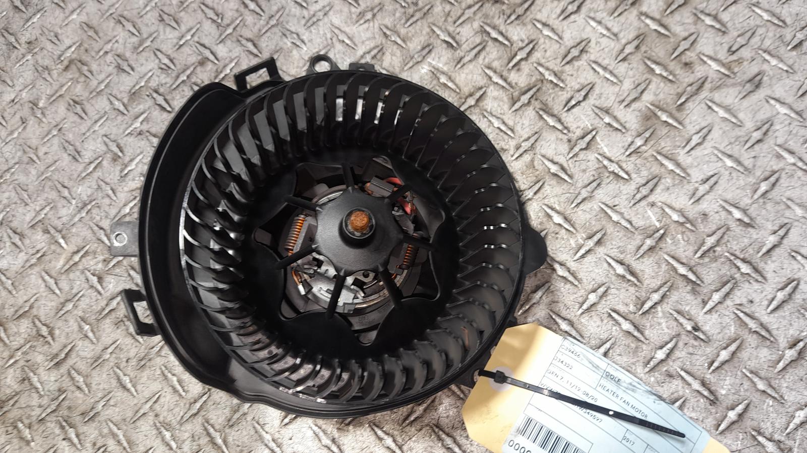 View Auto part Heater Fan Motor Volkswagen Golf 2017