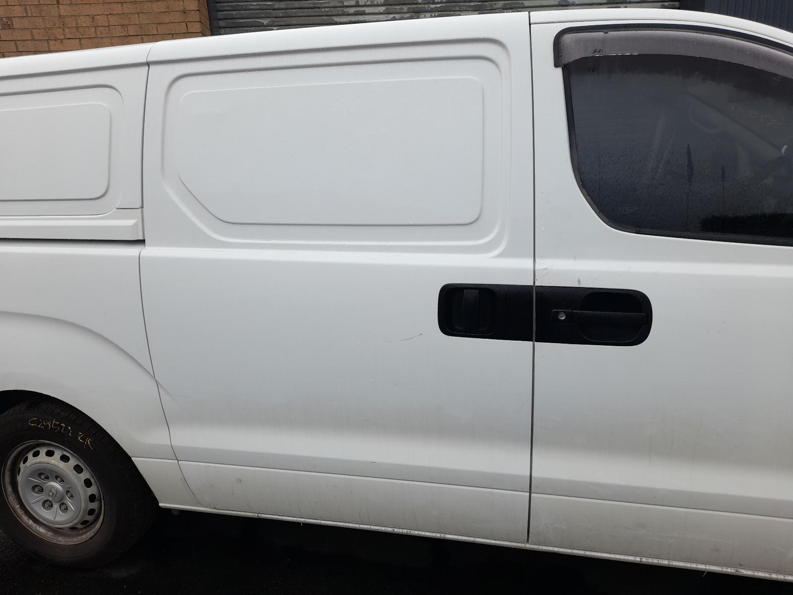 View Auto part Right Rear Door Sliding Hyundai Iload/imax 2019