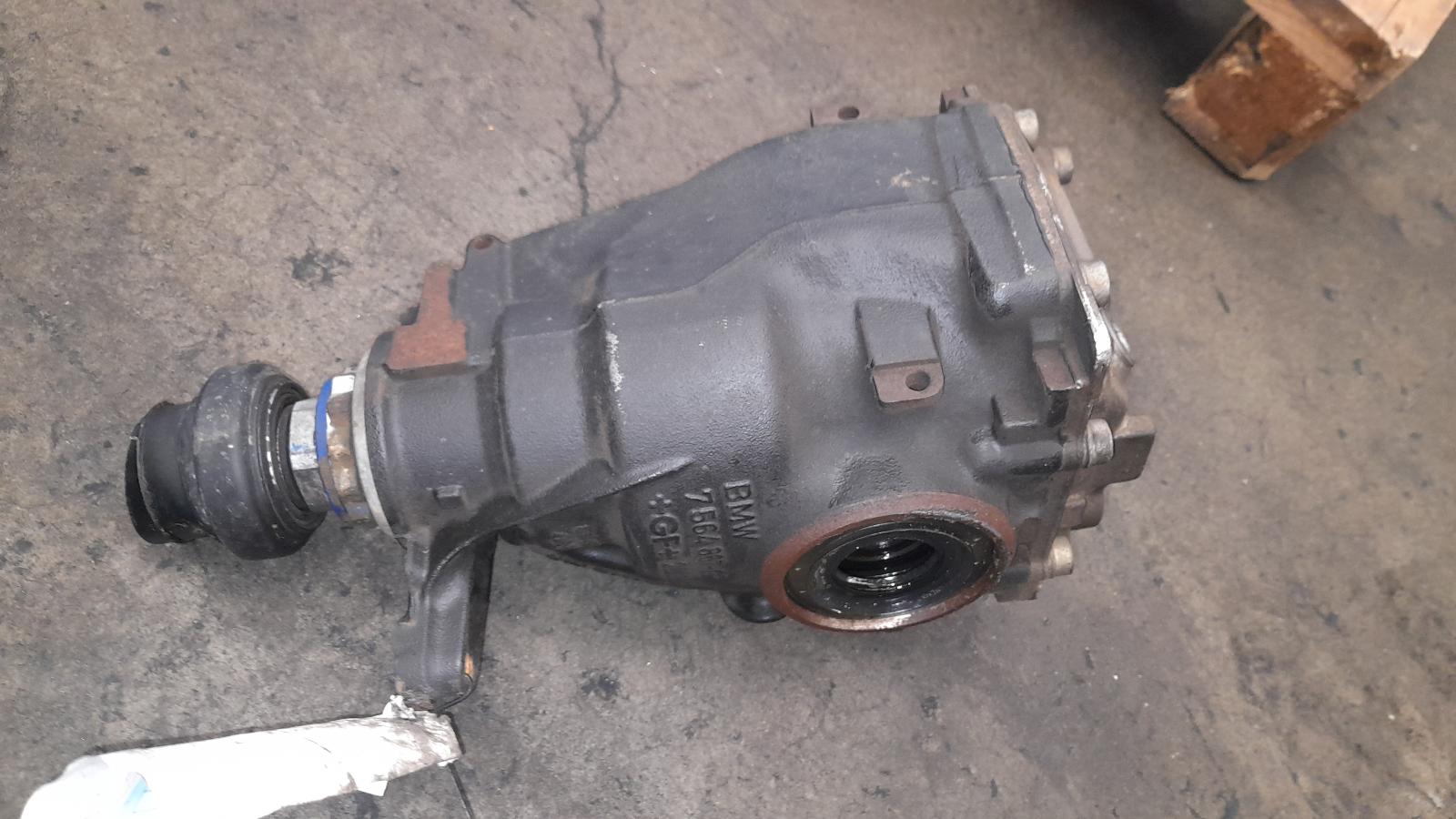 View Auto part Differential Centre Bmw X5 2015