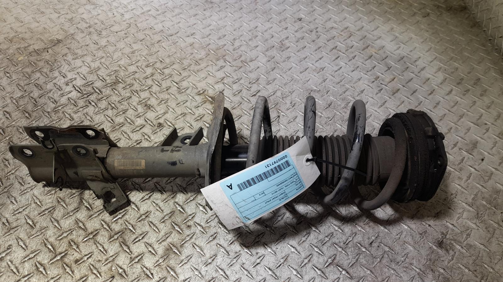 View Auto part Right Front Strut Nissan Dualis 2013
