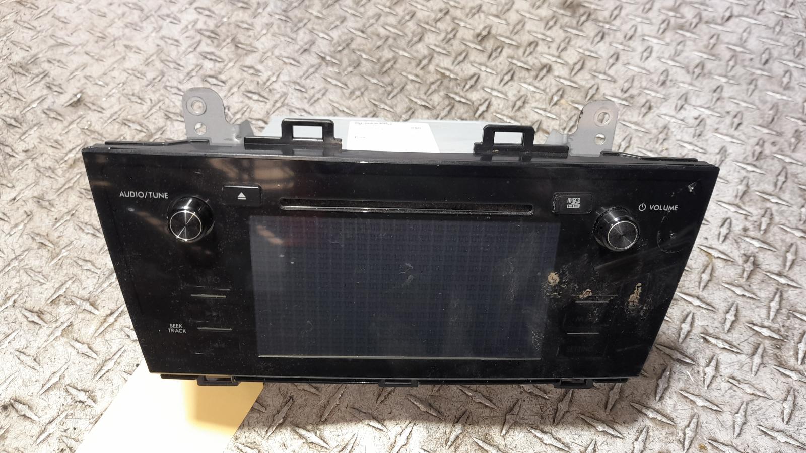 View Auto part Radio/Cd/Dvd/Sat/Tv Subaru Liberty 2015