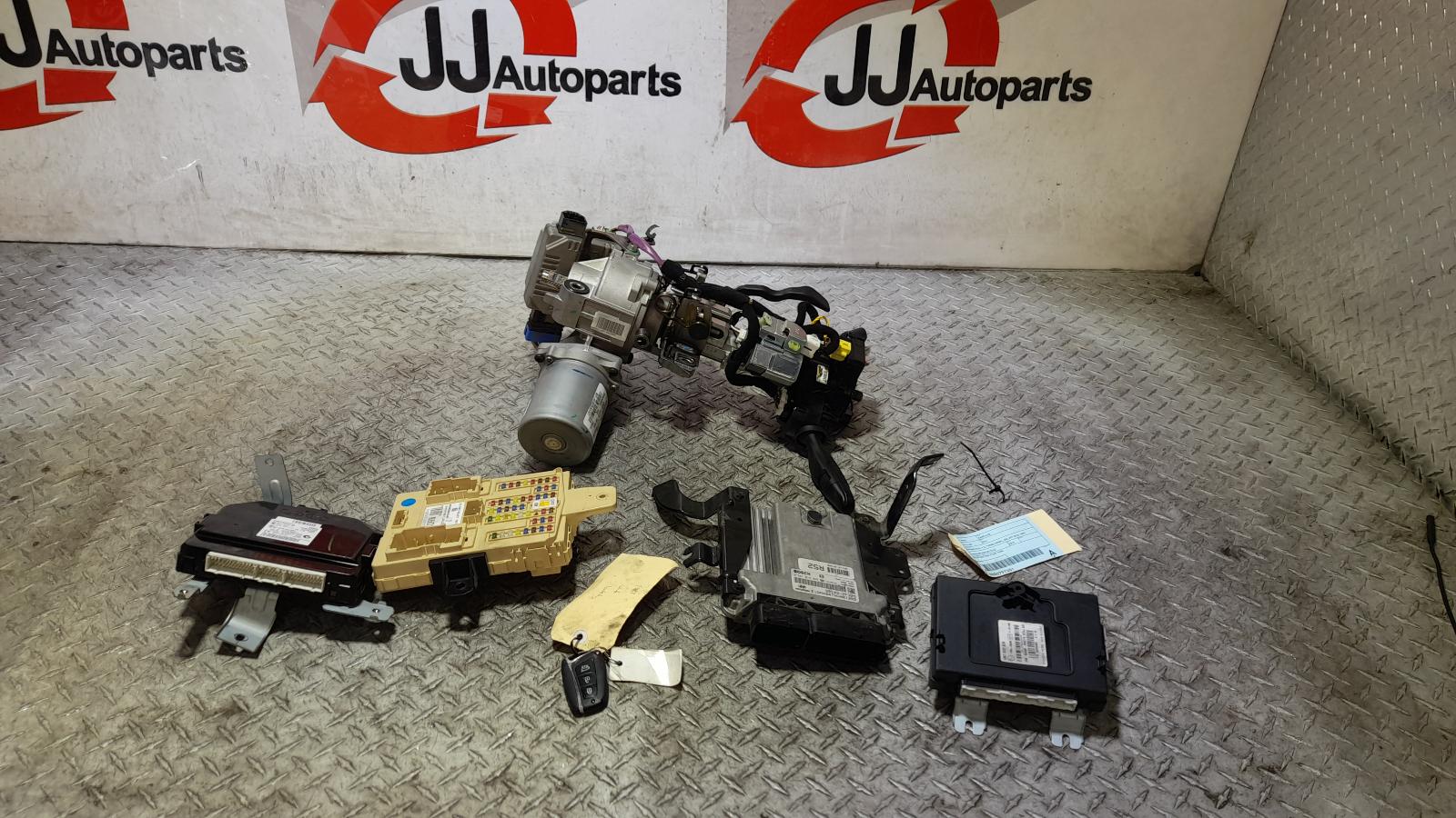 View Auto part Ecu Hyundai Santa Fe 2015