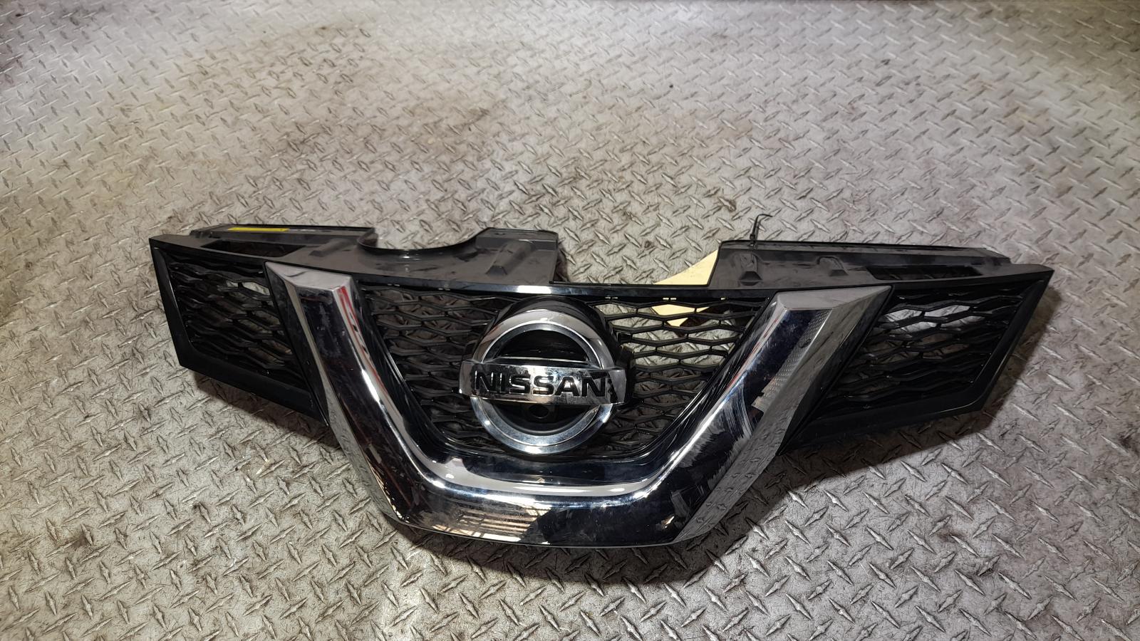 View Auto part Grille Nissan Xtrail 2015