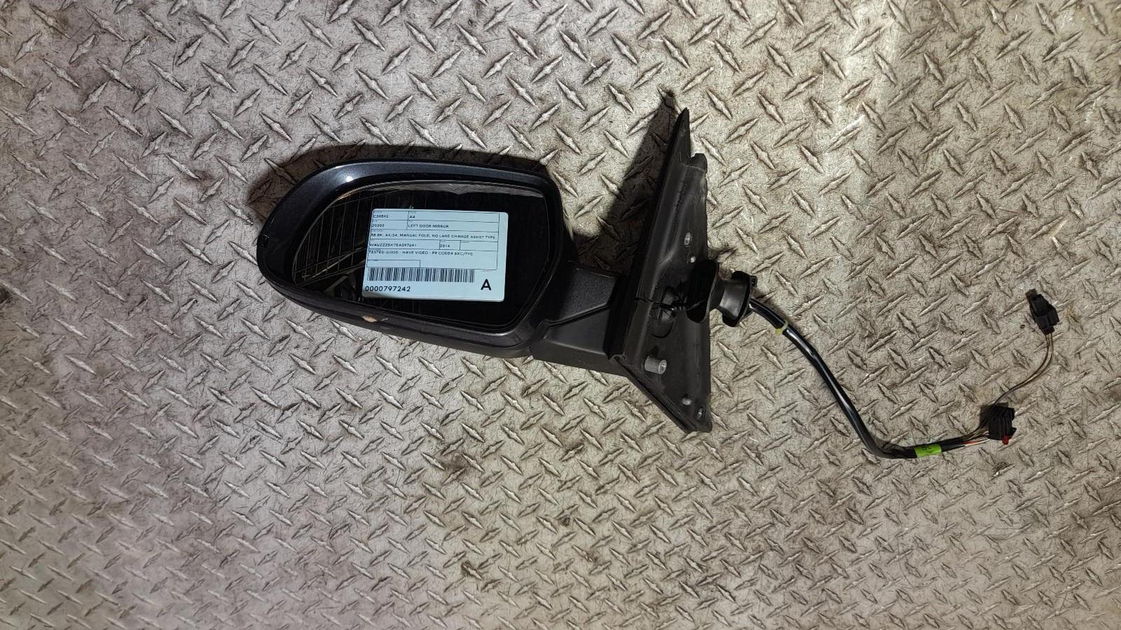 View Auto part Left Door Mirror Audi A4 2014