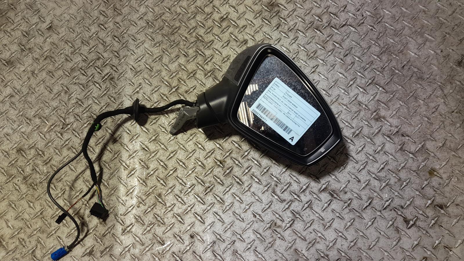 View Auto part Right Door Mirror Volkswagen Tiguan 2019