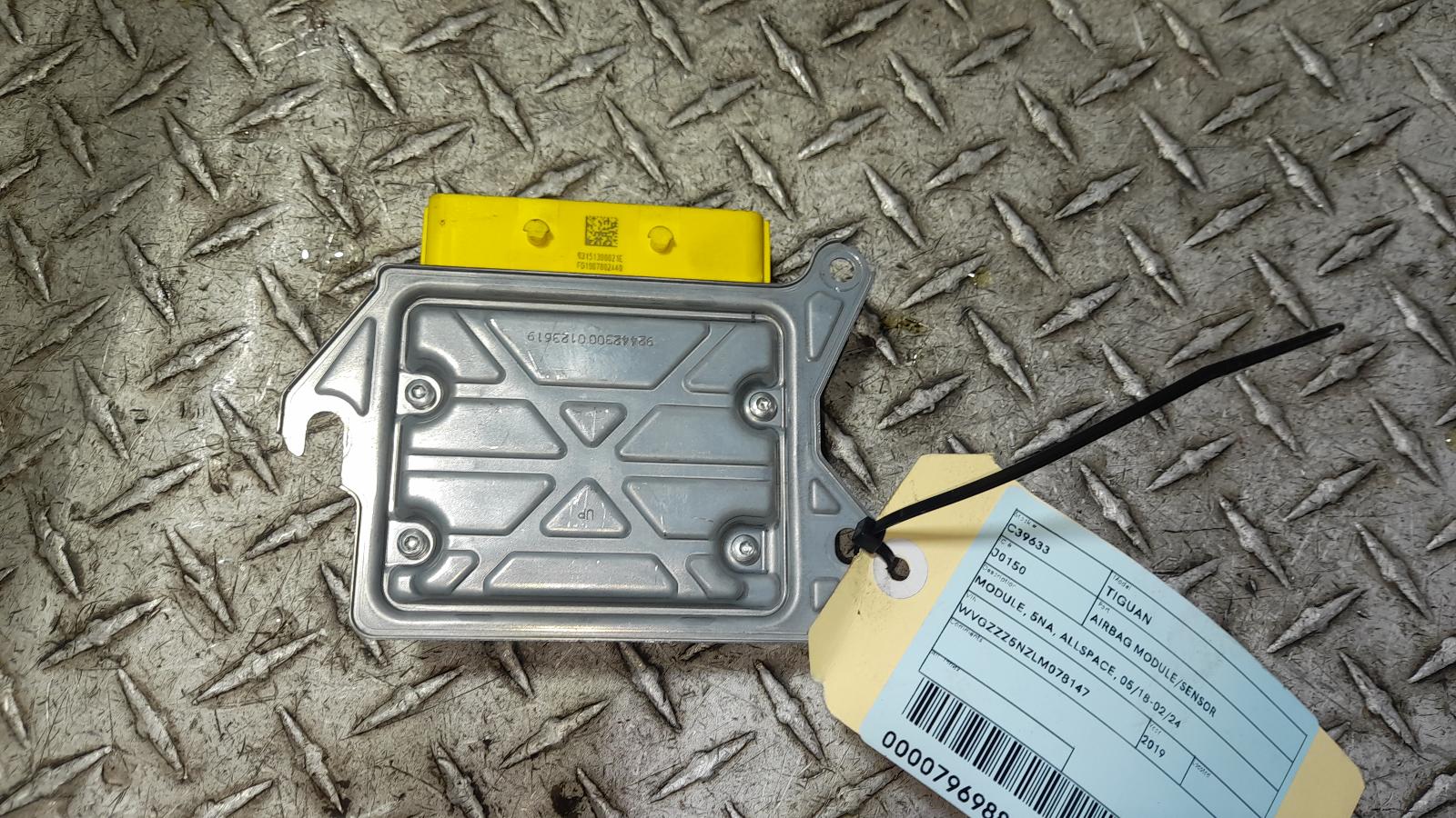 View Auto part Airbag Module/Sensor Volkswagen Tiguan 2019