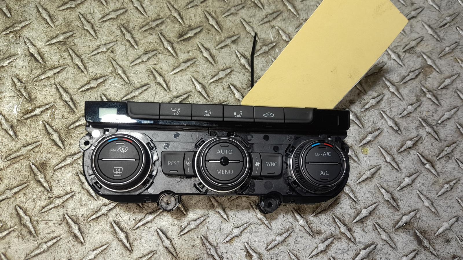 View Auto part Heater/Ac Controls Volkswagen Tiguan 2019