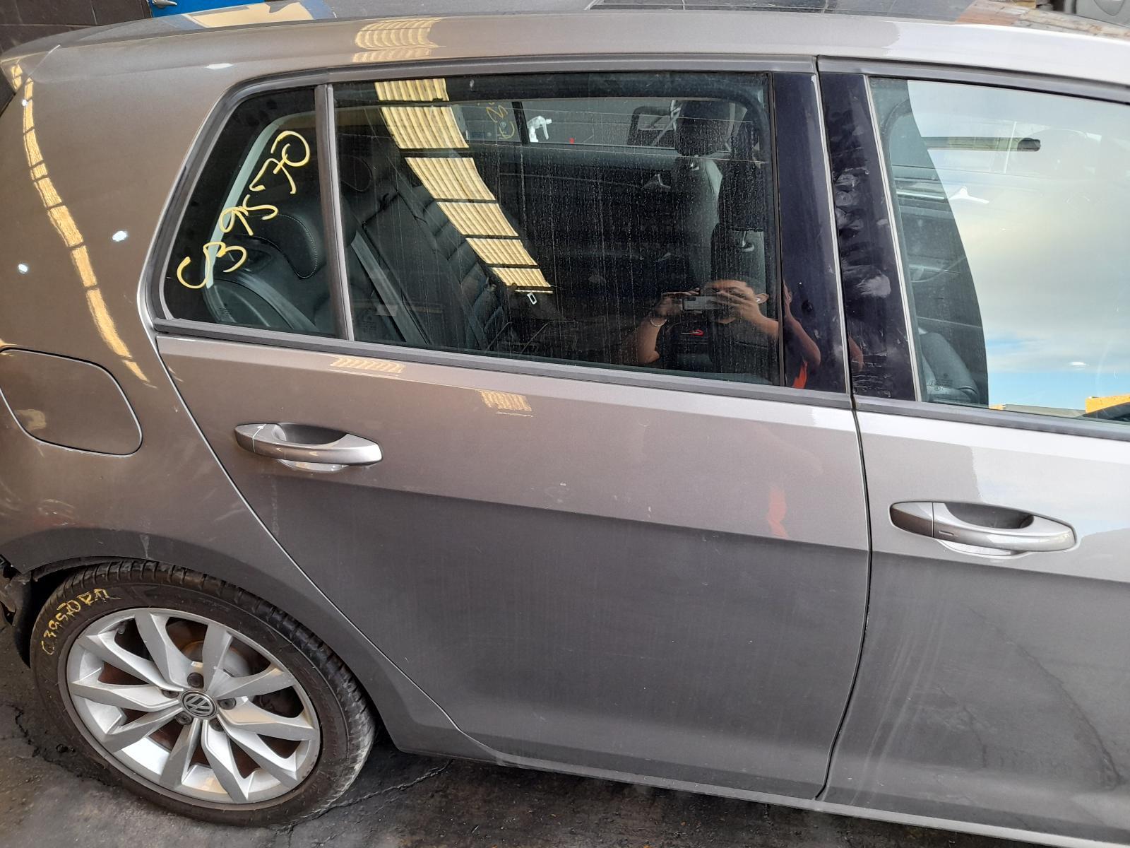 View Auto part Right Rear Door Window Volkswagen Golf 2016