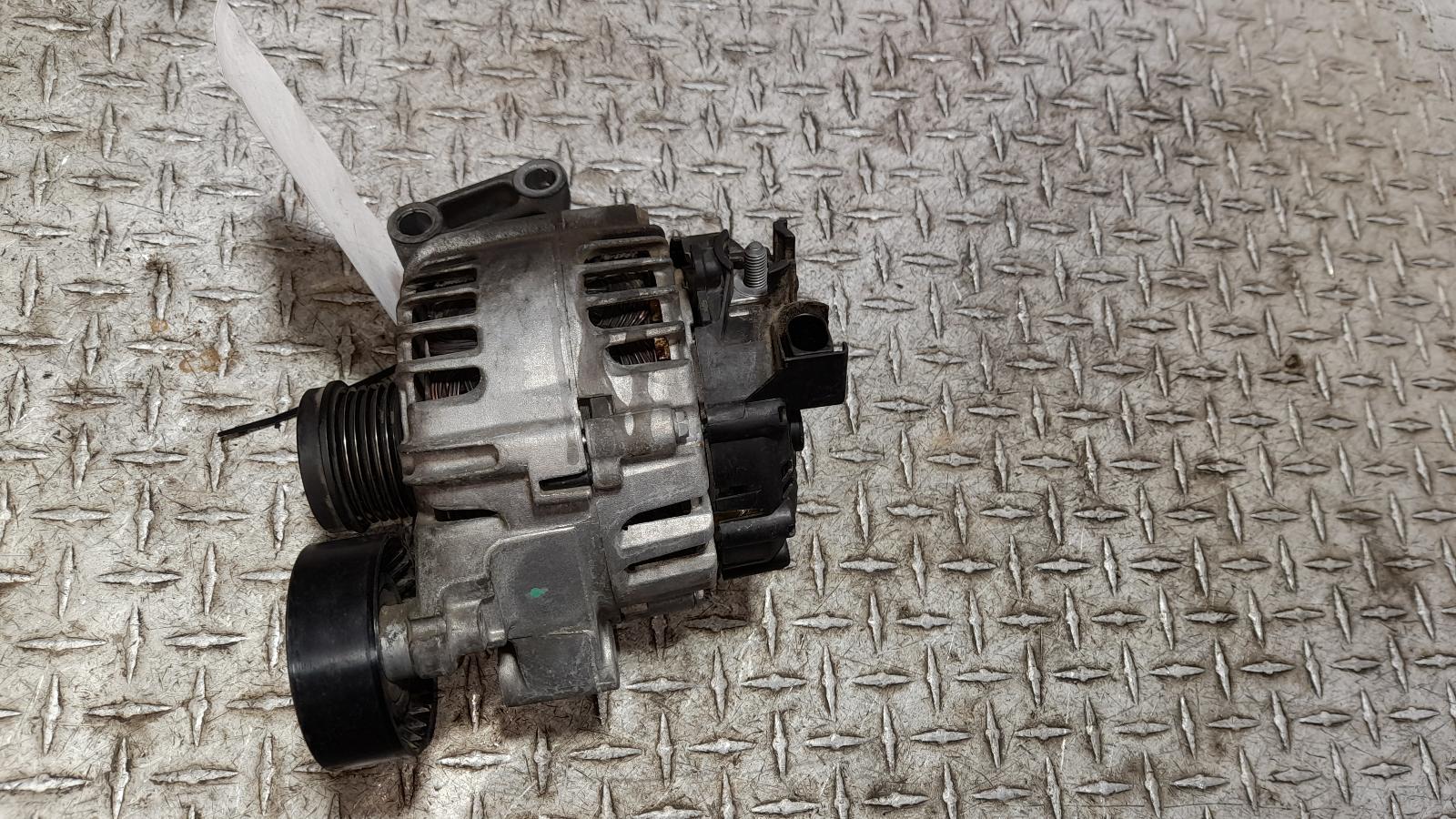 View Auto part Alternator Ford Kuga 2013