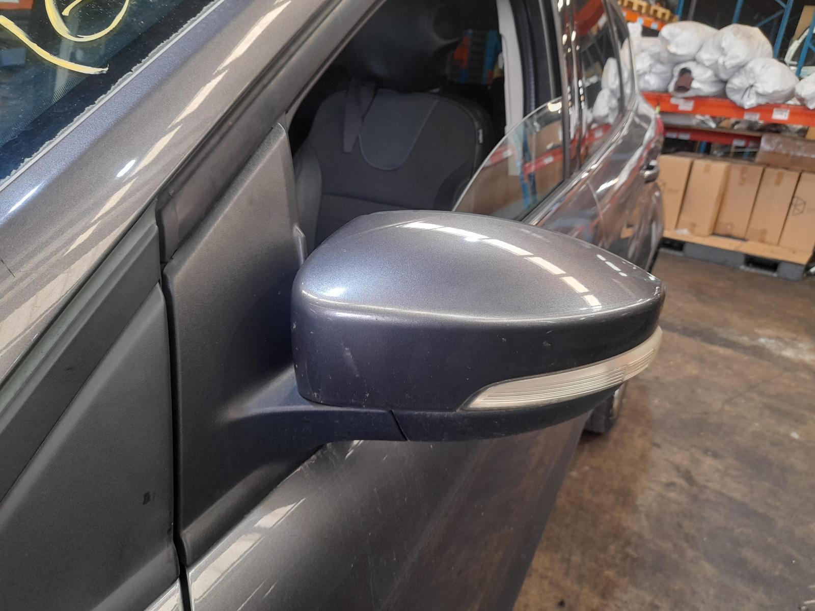 View Auto part Left Door Mirror Ford Kuga 2013