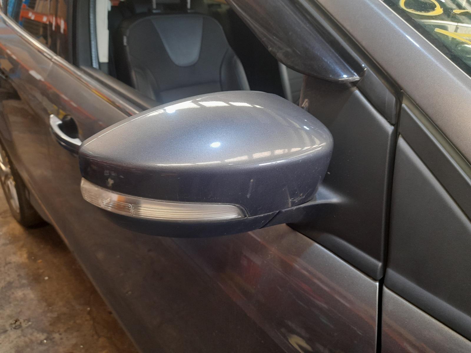 View Auto part Right Door Mirror Ford Kuga 2013