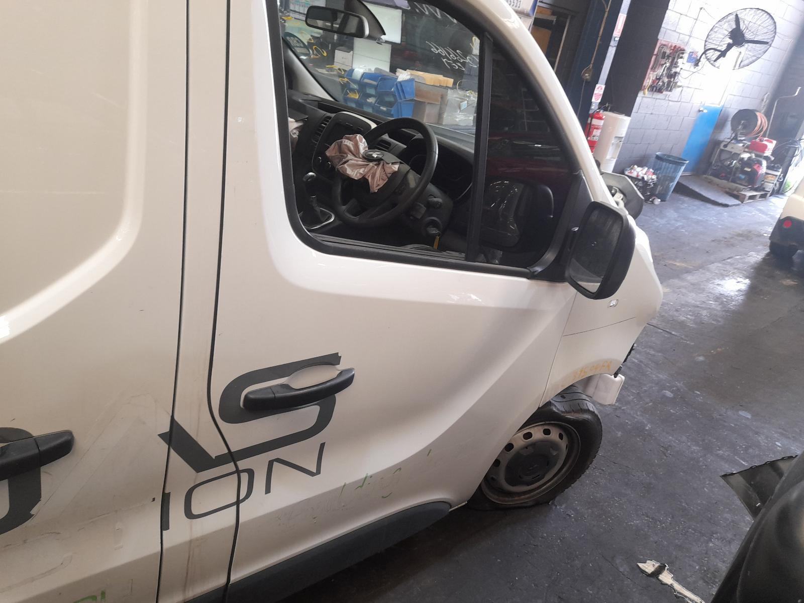 View Auto part Right Front Door Mitsubishi Express 2022