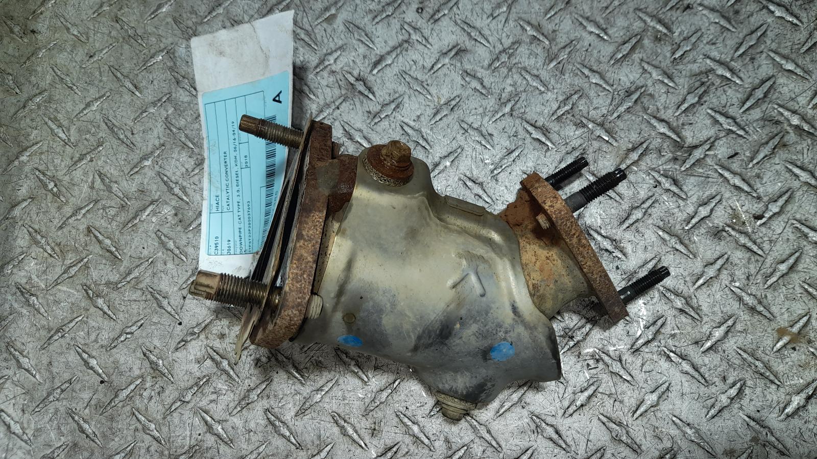 View Auto part Catalytic Converter Toyota Hiace 2018