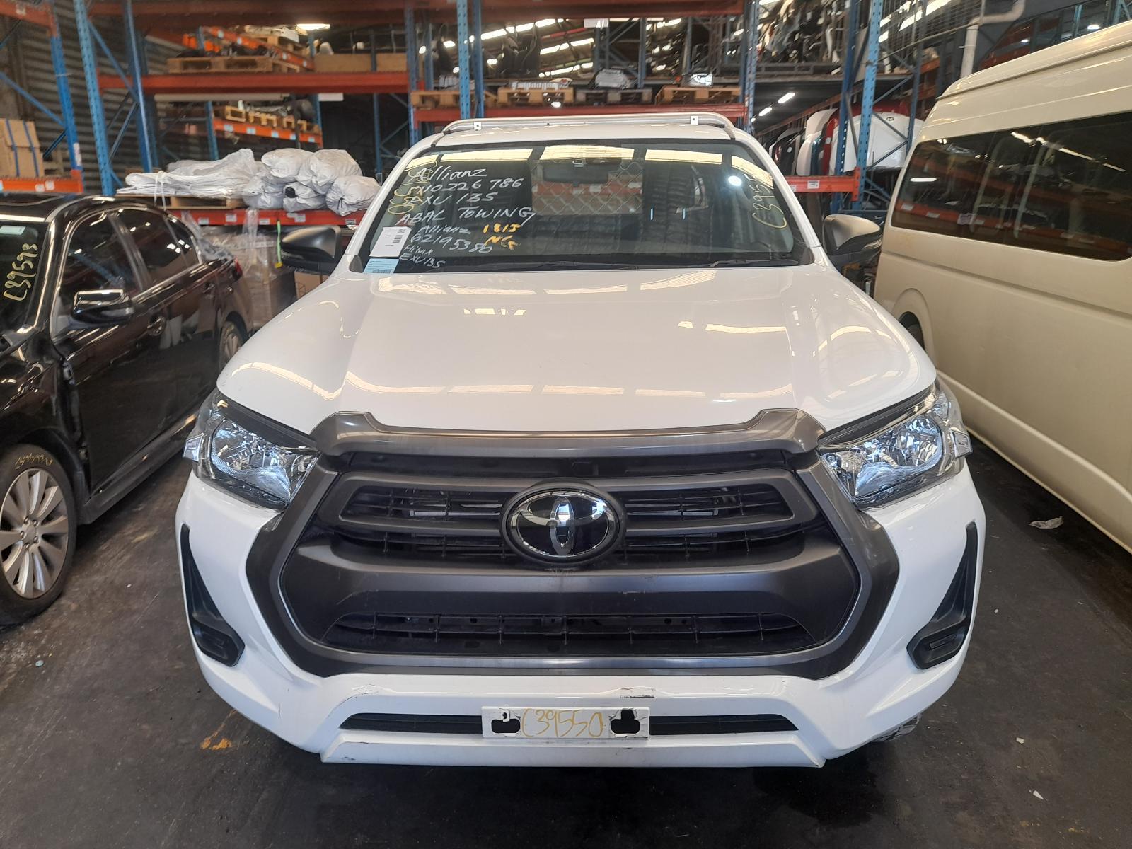 View Auto part Trans/Gearbox Toyota Hilux 2022
