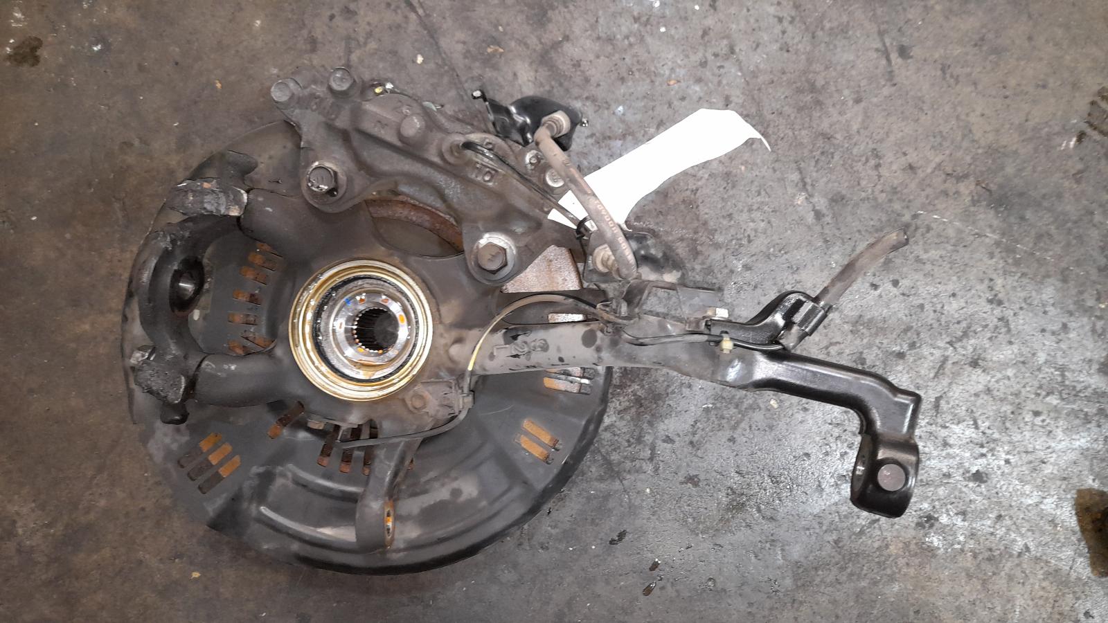 View Auto part Left Front Hub Assembly Toyota Hilux 2022