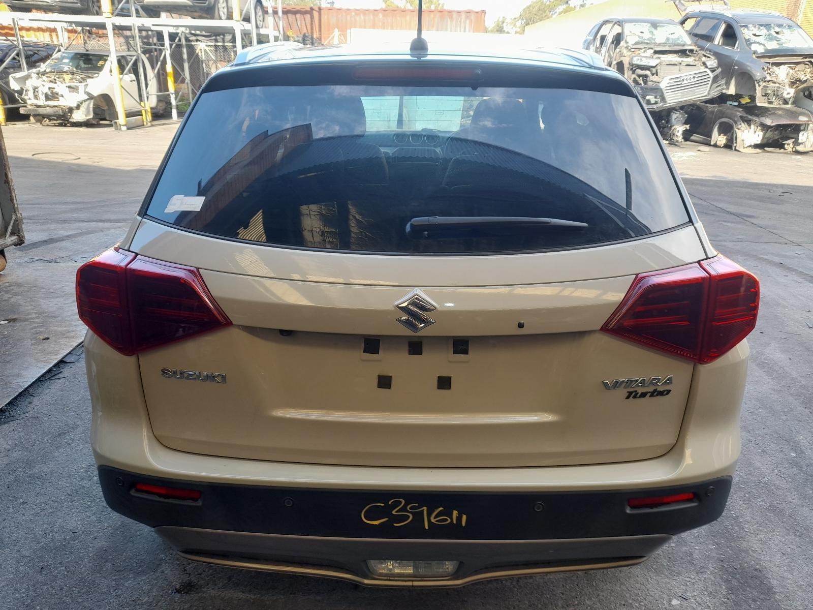 View Auto part Rear/Tailgate Glass Suzuki Vitara 2021