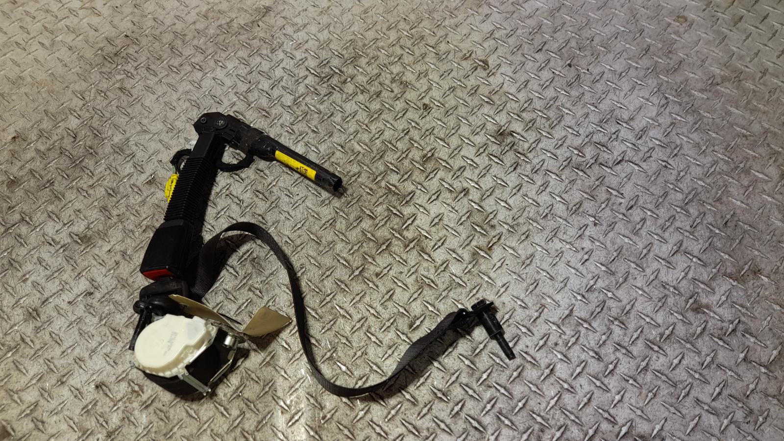 View Auto part Seatbelt/Stalk Holden Commodore 2017