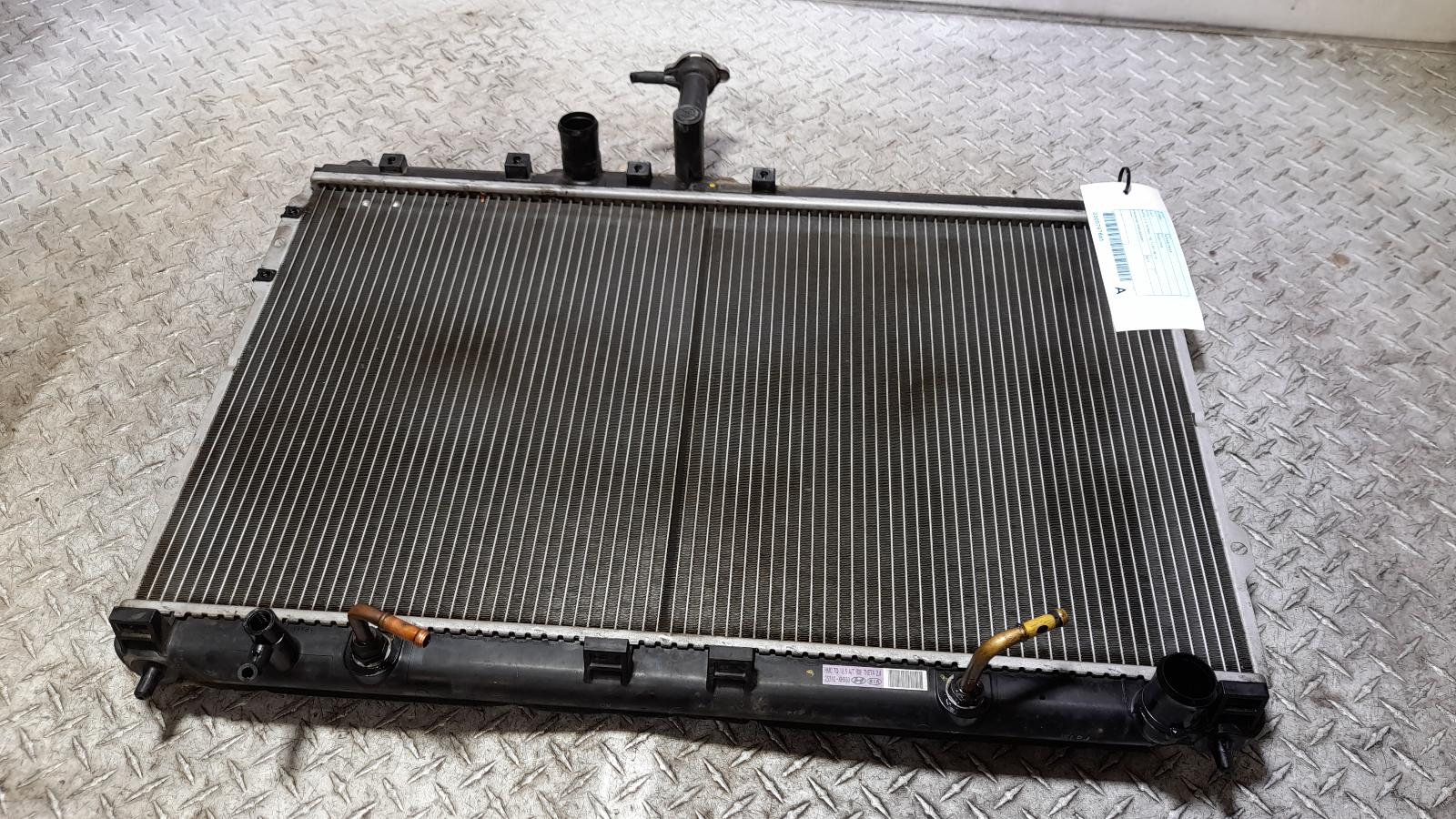View Auto part Radiator Hyundai Iload/imax 2014