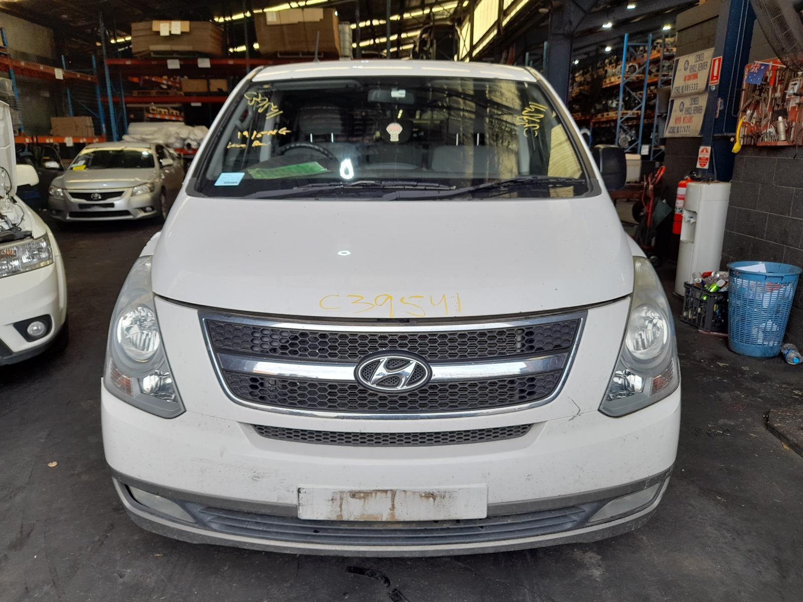 View Auto part Bonnet Hyundai Iload/imax 2014