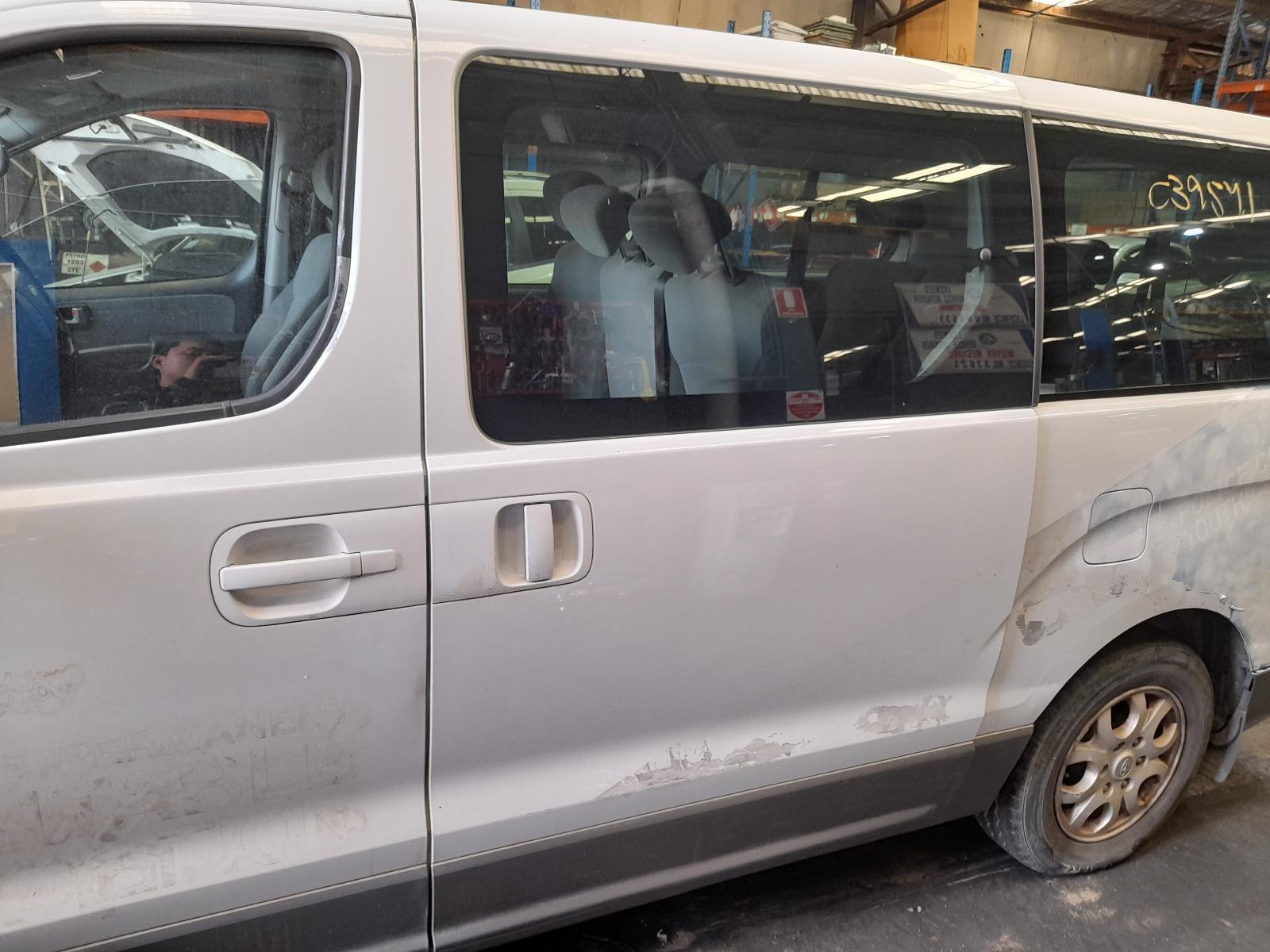 View Auto part Left Rear Door Window Hyundai Iload/imax 2014